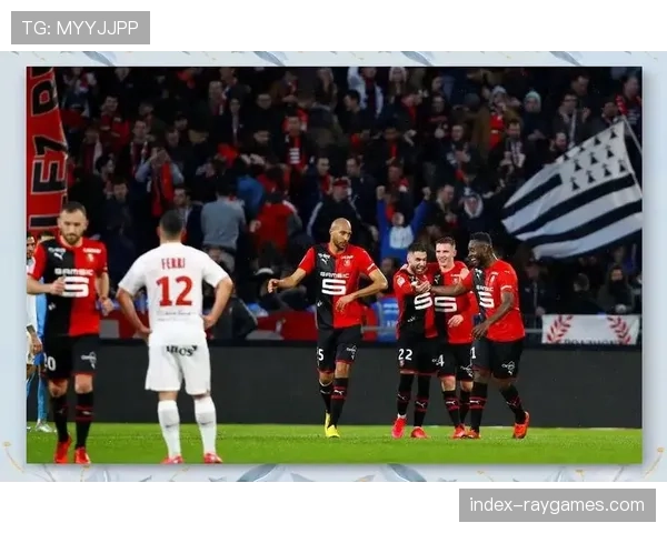 里尔主场对阵雷恩,半场战罢双方1-1平 里尔主场对阵雷恩,半场战罢双方1-1平